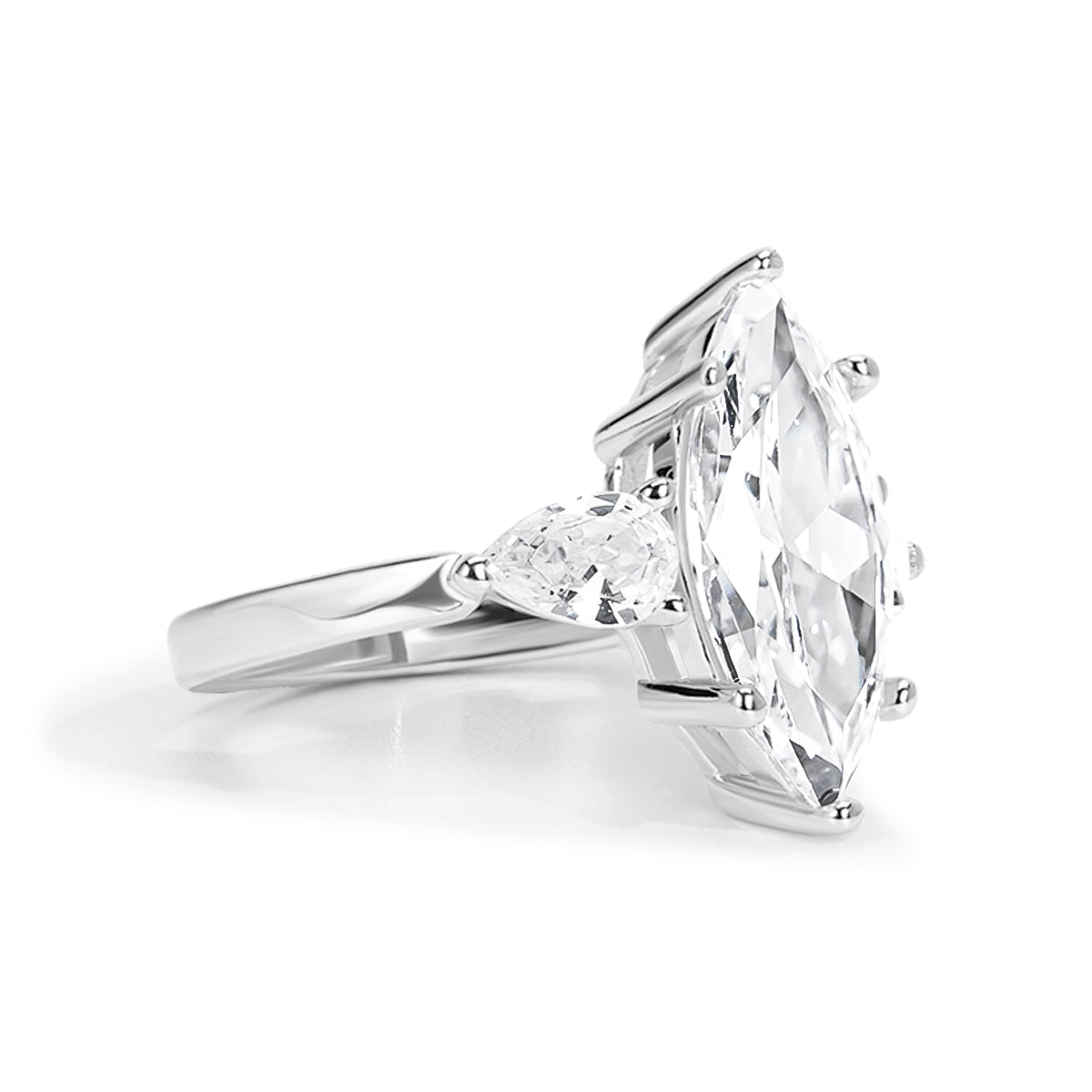 The Maura Diamond RIng